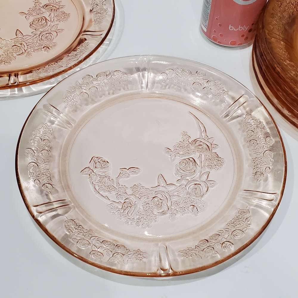 1930s (4) Sharon Pink Depression Glass 9" Roses Plates by Federal Glass (Set 1) - Picture 9 of 12